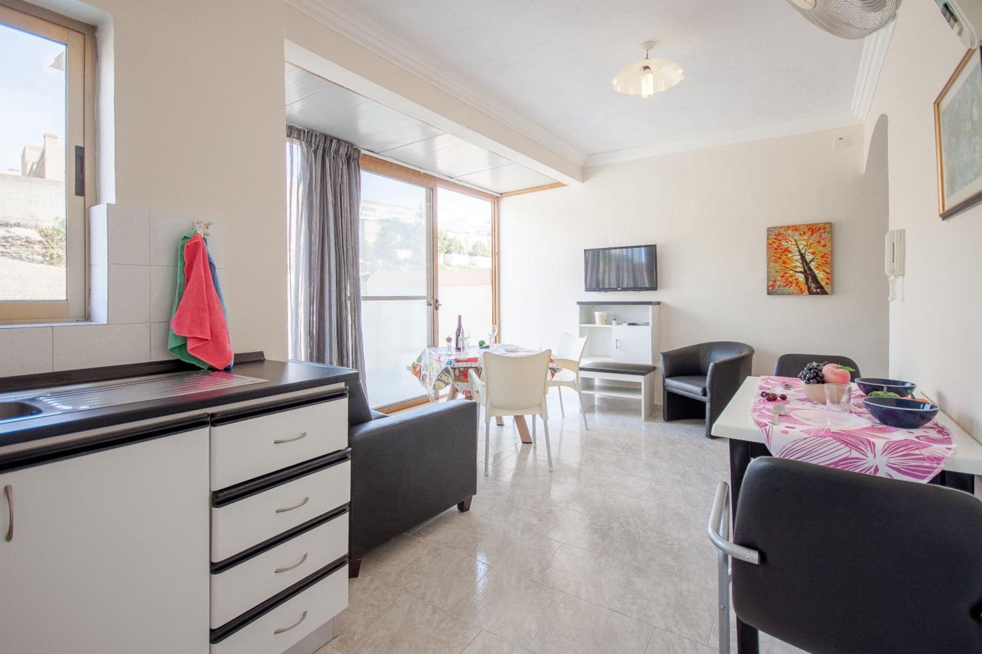 Pool & Sea Merill Apartments Mellieħa Zewnętrze zdjęcie
