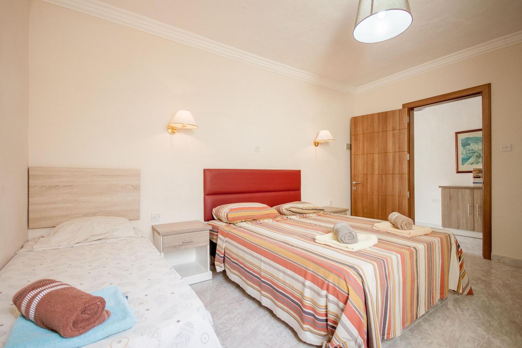 Pool & Sea Merill Apartments Mellieħa Zewnętrze zdjęcie